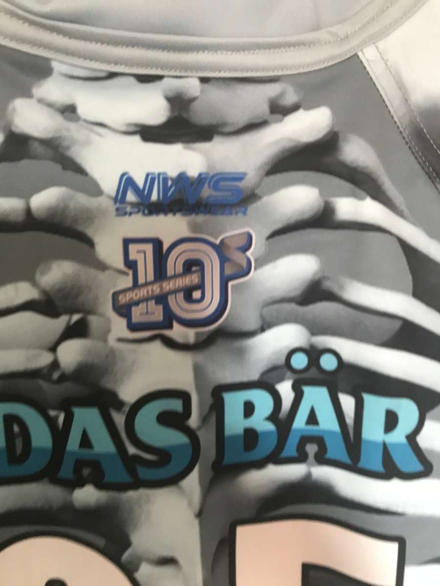 Skeleton jersey XL printing back and front