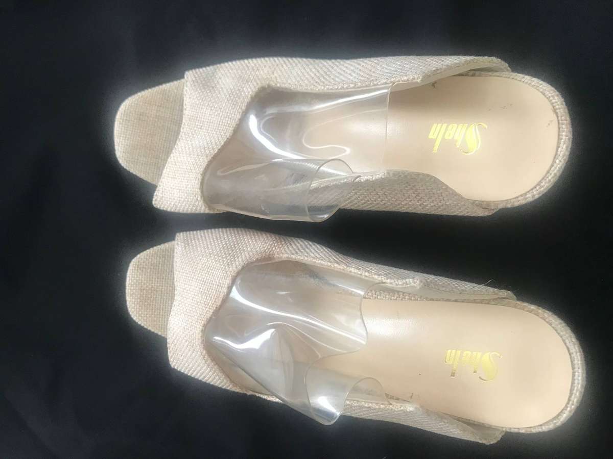 Beige Dream pair Platform Chunky Block heels size 7