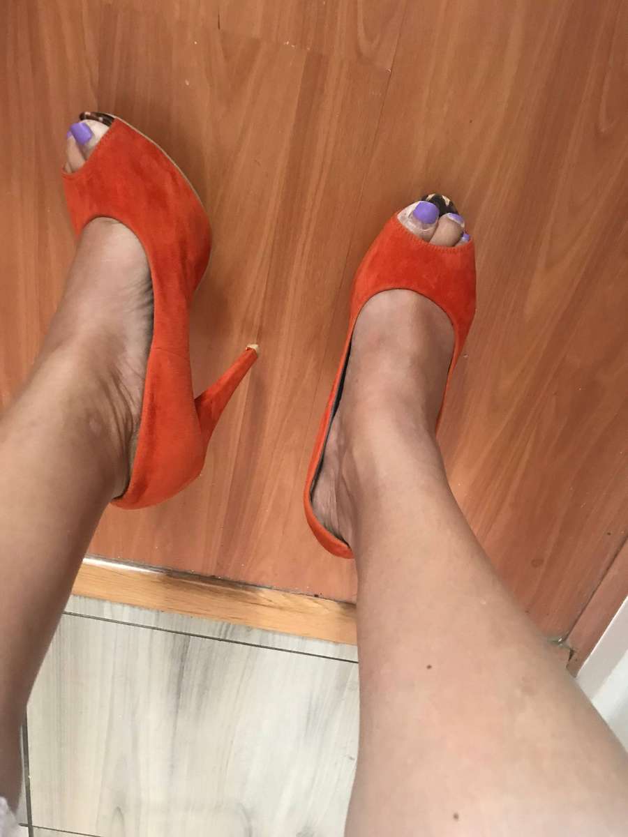 Stilettos Orange size 7