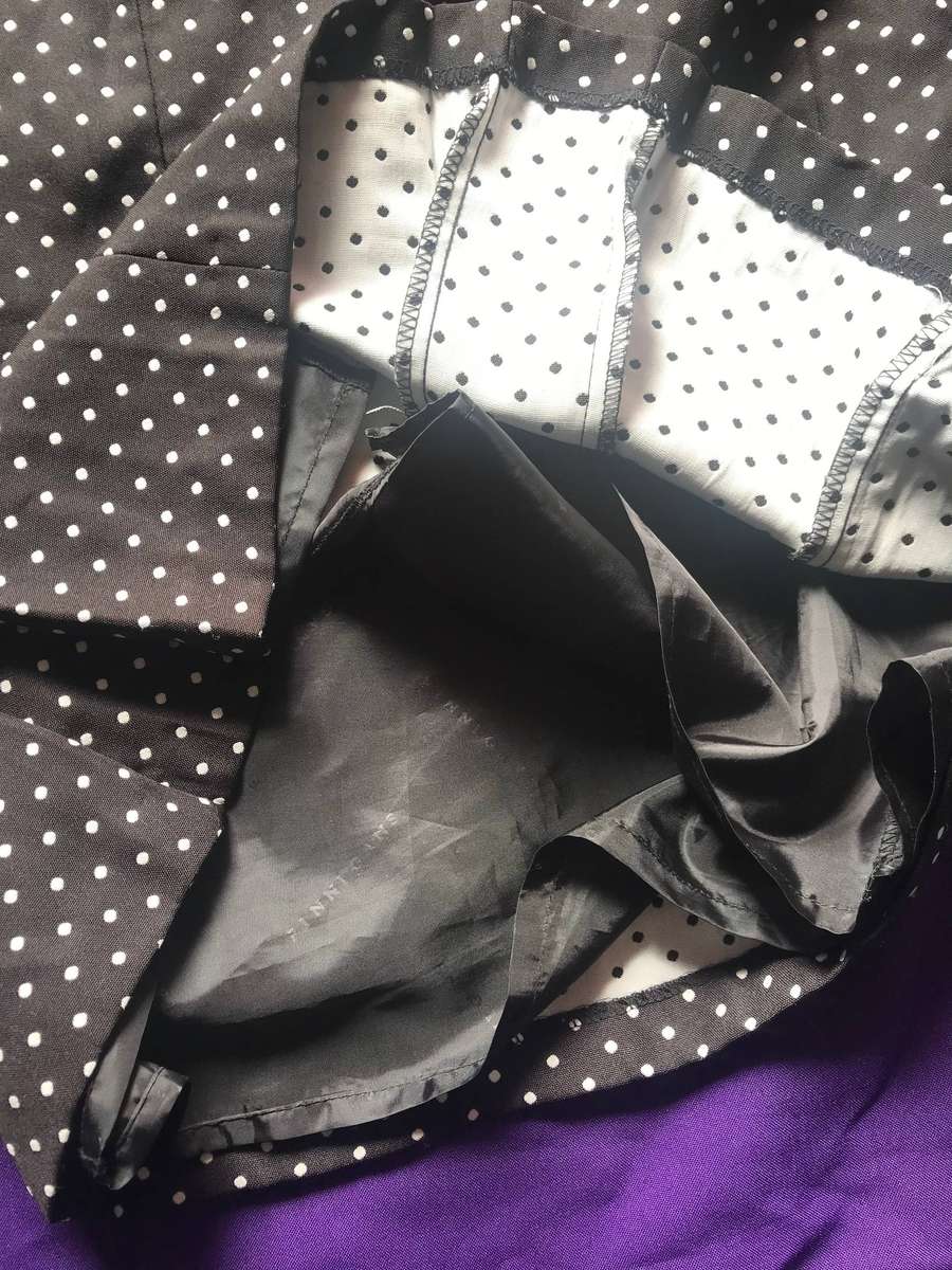 Polkadot Finnigans Truworth skirt size 38