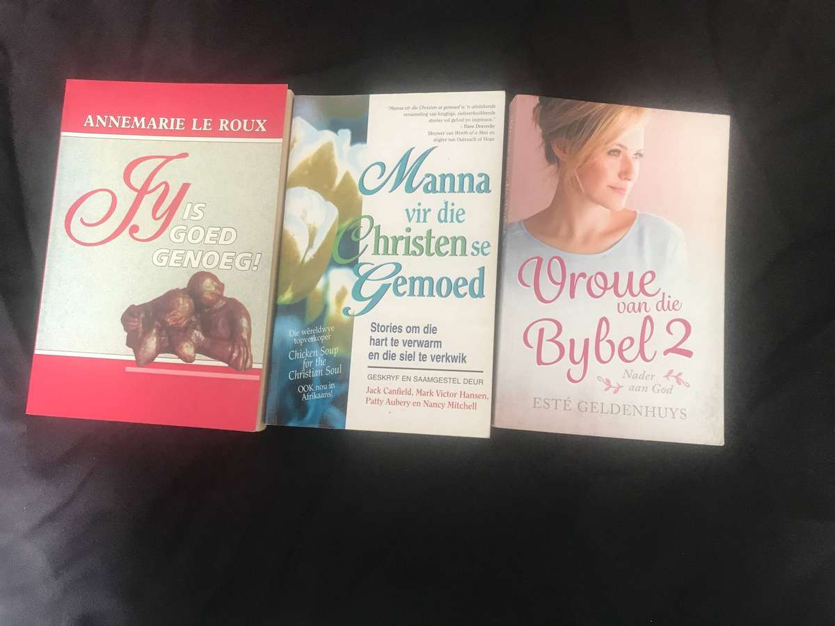 Christelike boeke x 3 vir vroue