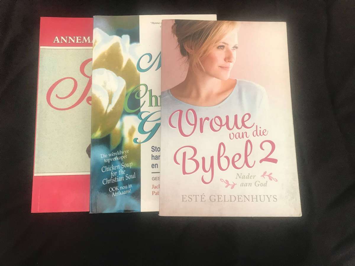 Christelike boeke x 3 vir vroue