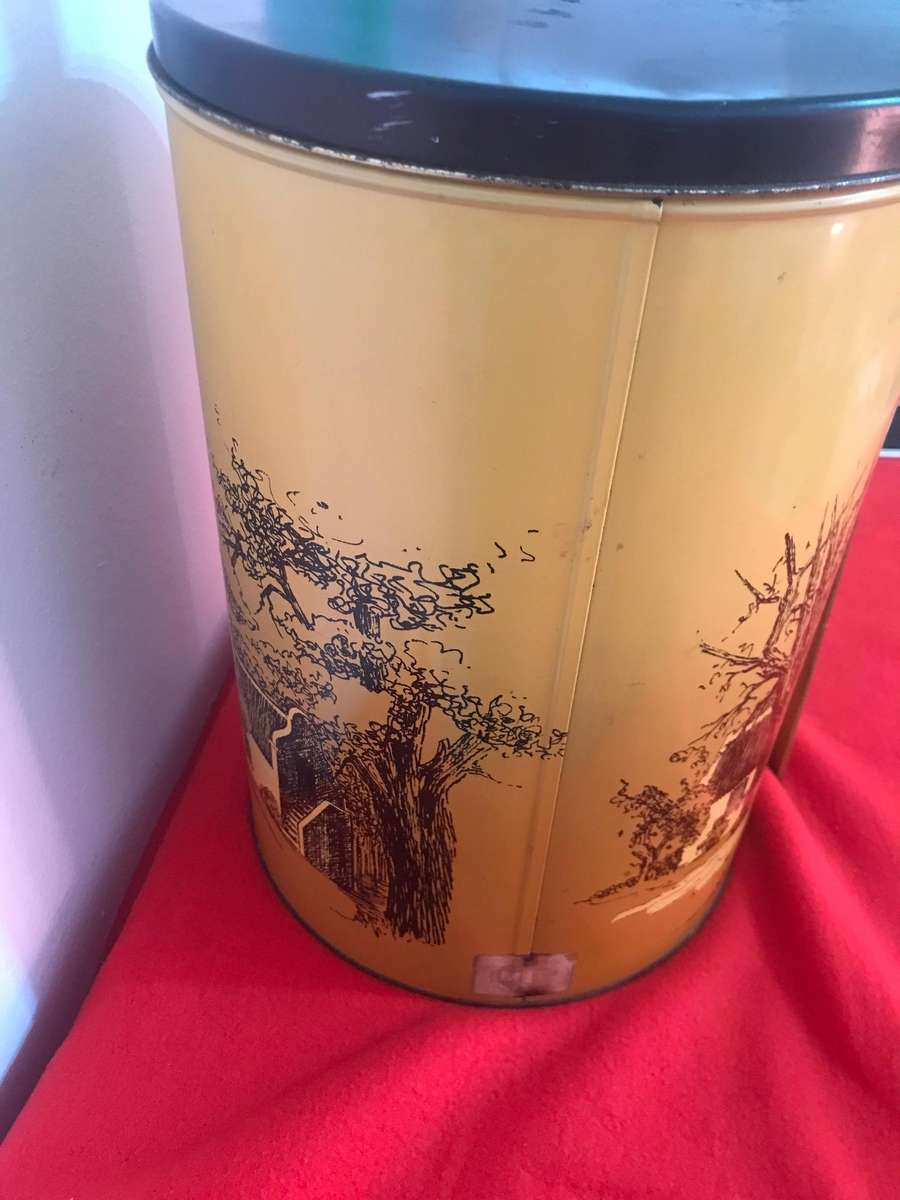 Huge Vintage Storage Tin 33 cm long