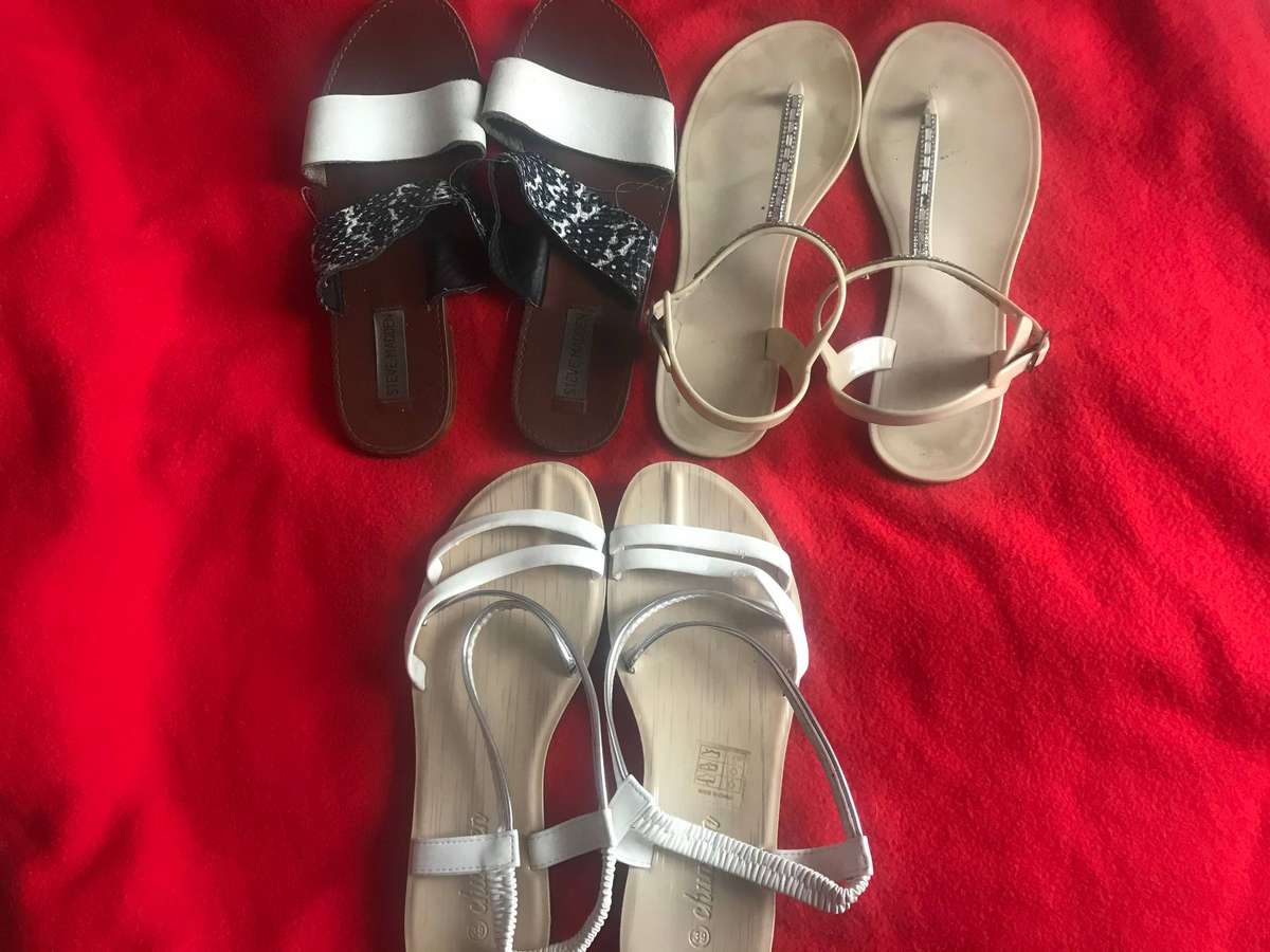 Sandals x 3 pairs size 39