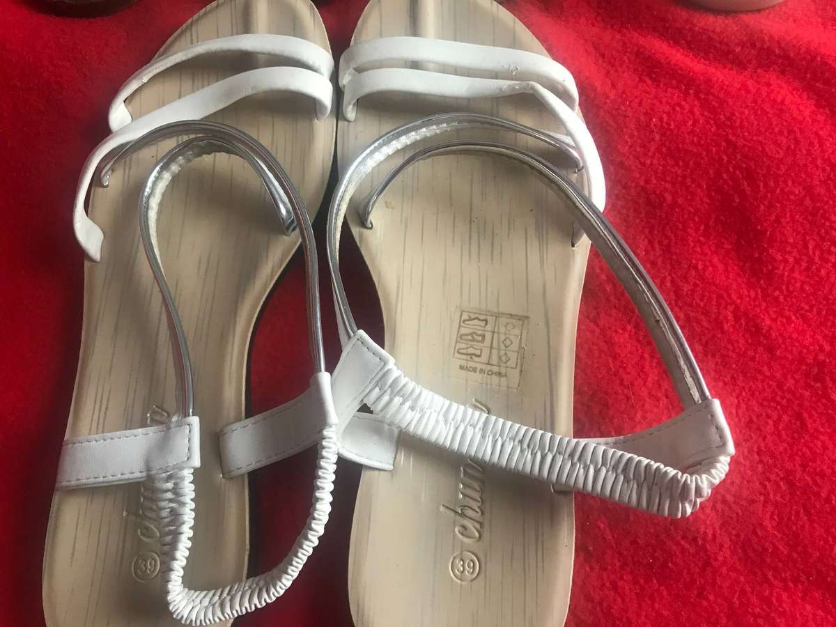 Sandals x 3 pairs size 39