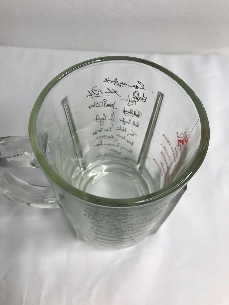 Rugby BRitish and Irish LIons Tour 1968 Team signed Mug Rare