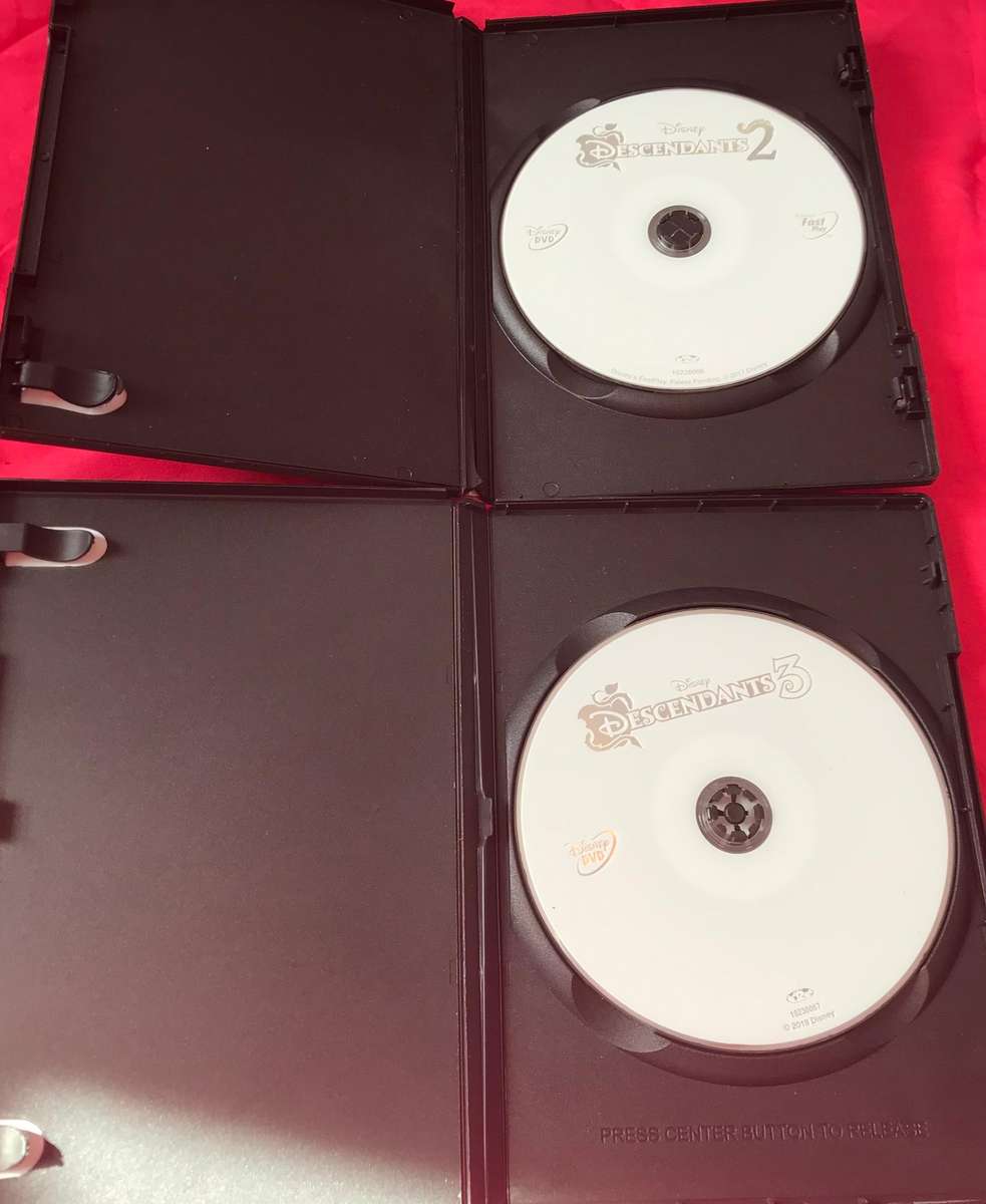 Disneys DVD Combo Descendants 2 & 3