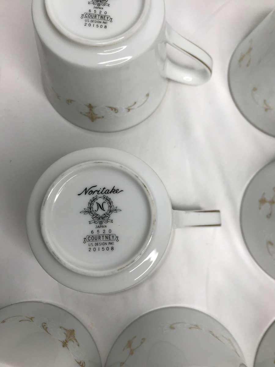 Noritake 6520 Tea set 12 cups and 12 sauces with milk and sugar jar