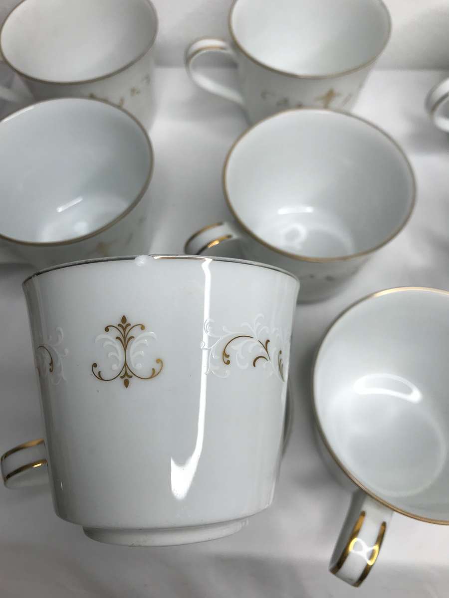 Noritake 6520 Tea set 12 cups and 12 sauces with milk and sugar jar