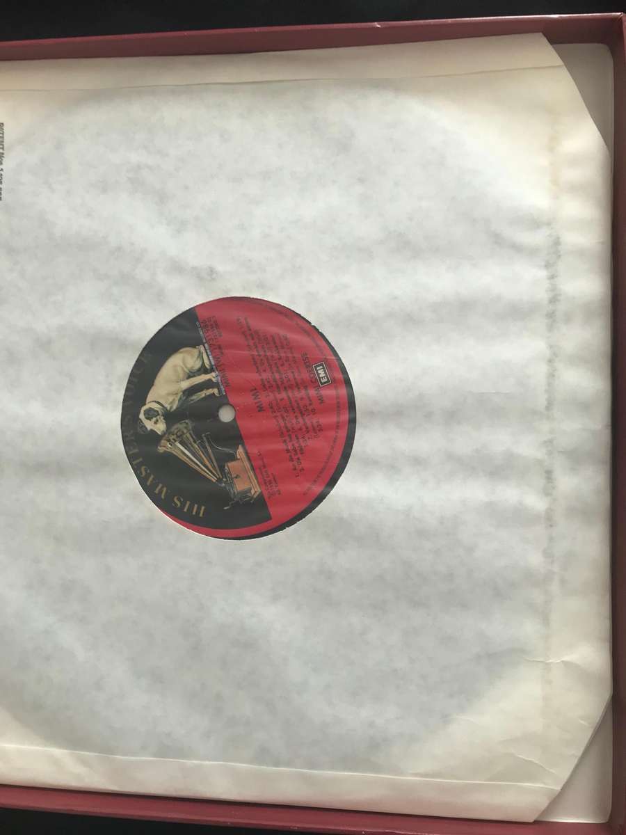 Mimi 2 LP inside box