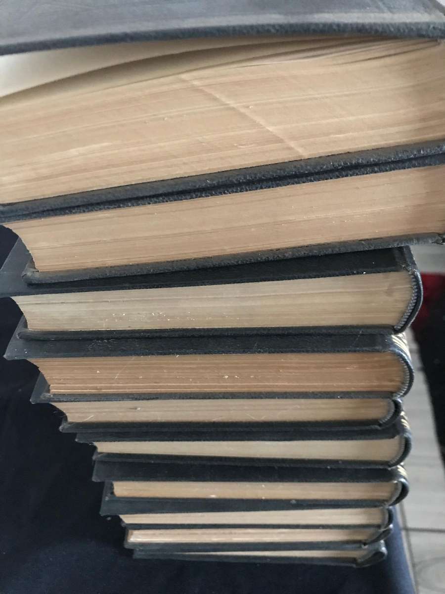 Full set of 10 volumes - Consolidated encyclopedia refere