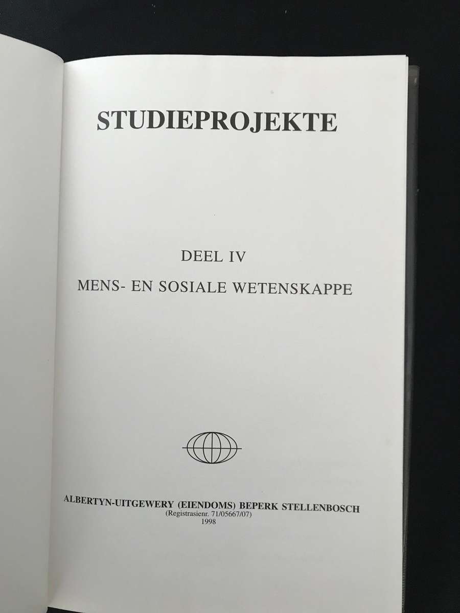 Studieprojekte Deel 1-4 Dr C.F Albertyn