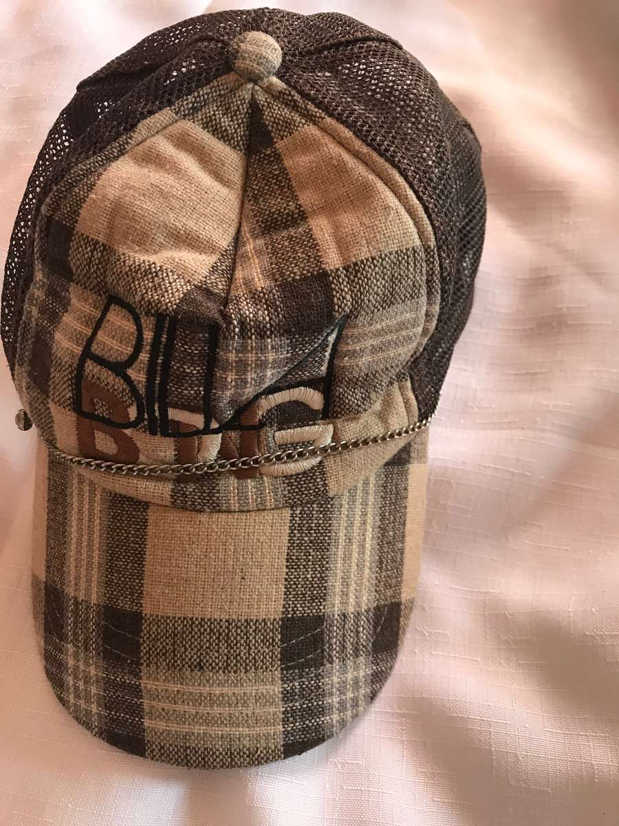 Vintage Billabong Spell Out Plaid Pattern Trucked Hat