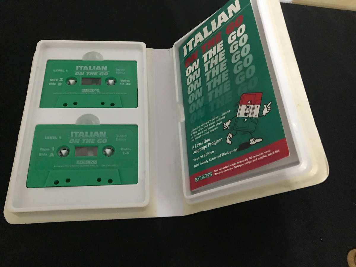 Languages on the Go: Italian on the Go (1992, Audio Cassette / Booklet