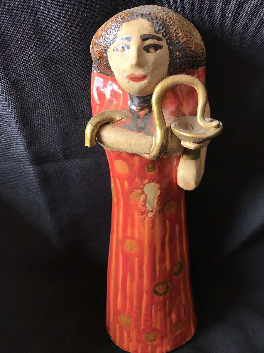 Figurine