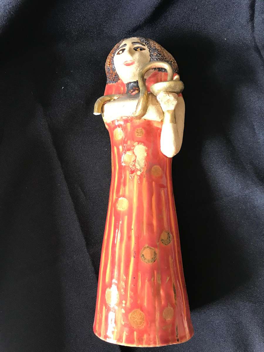 Figurine