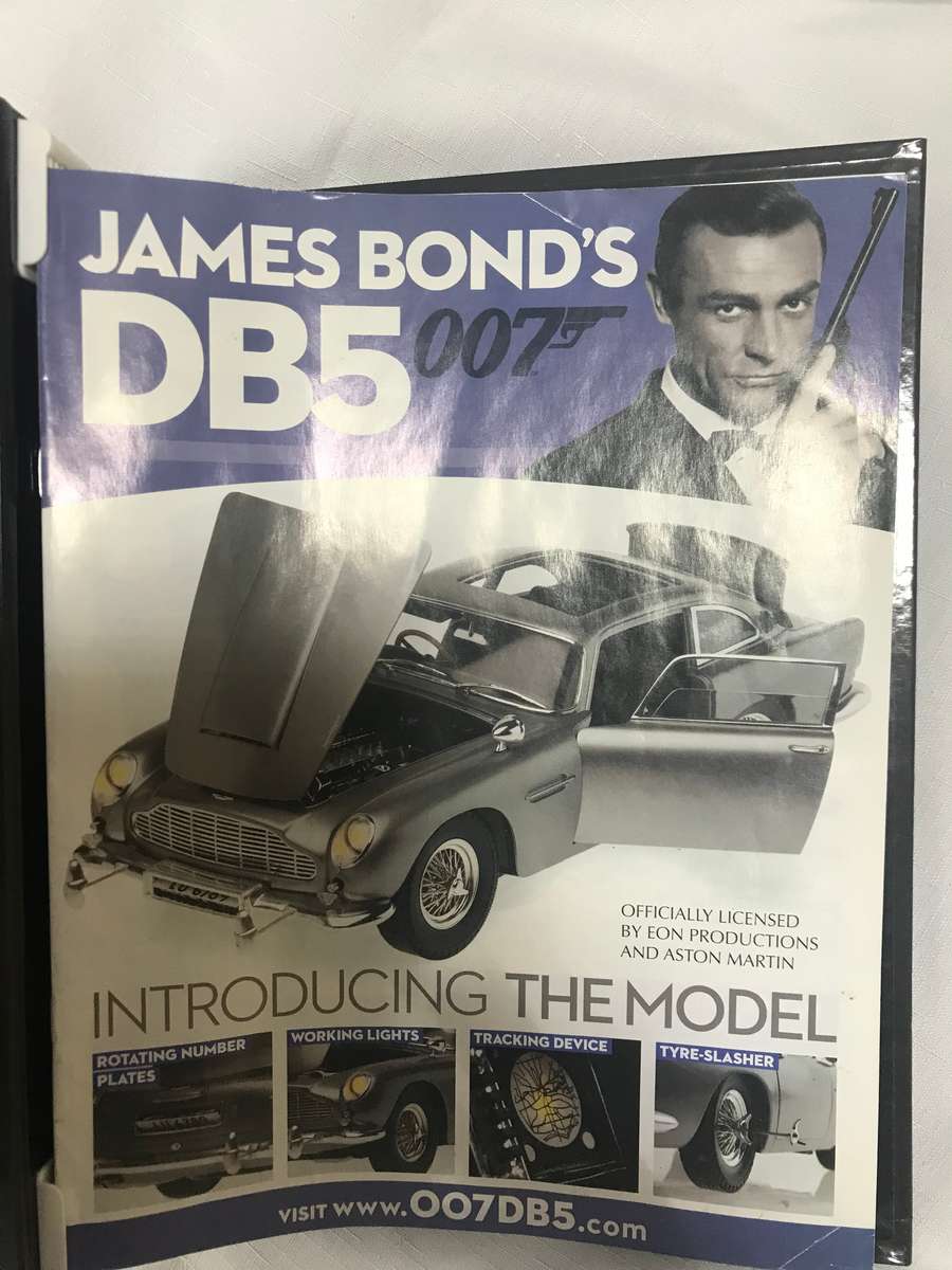 James Bond DB5 007 Aston Martin 1-19. Magazines only