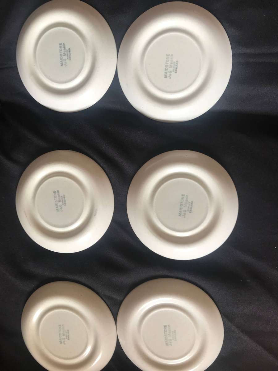 Maidstone J & G Meakin Hanley England 6 saucers