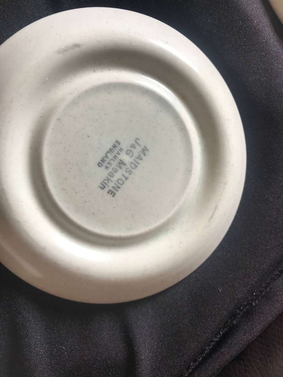 Maidstone J & G Meakin Hanley England 6 saucers