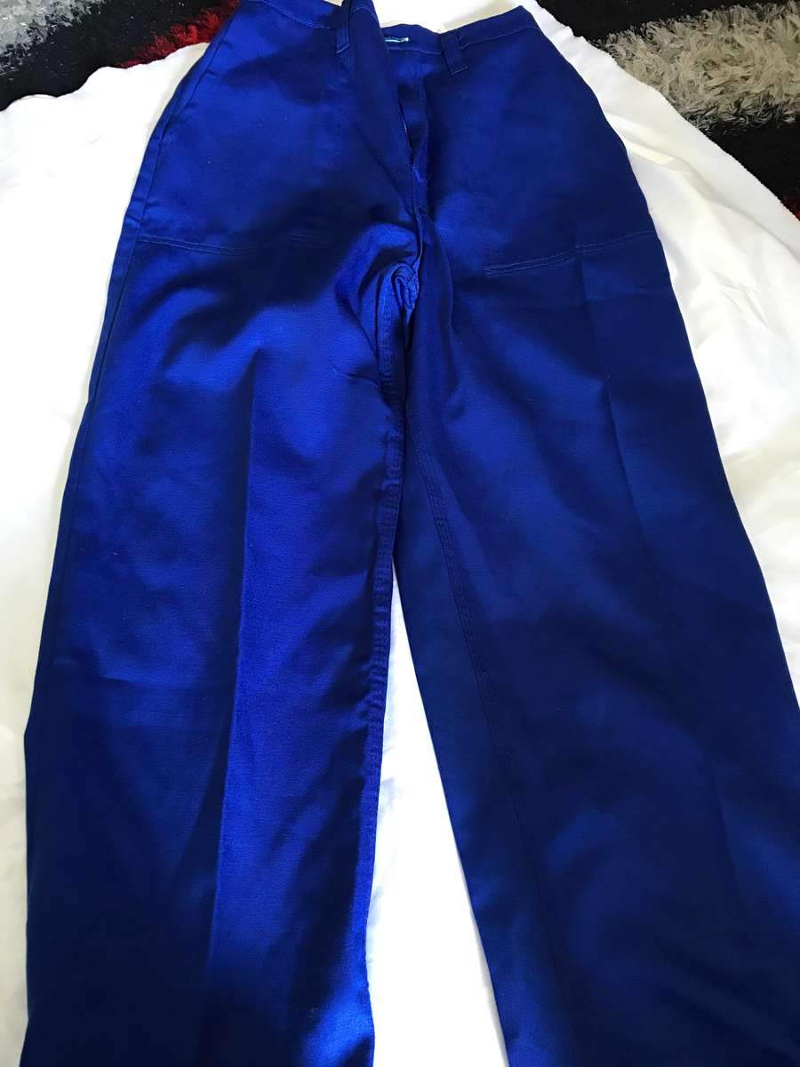 Work wear blue jacket and pants size chest 36/92 and waist 32/82