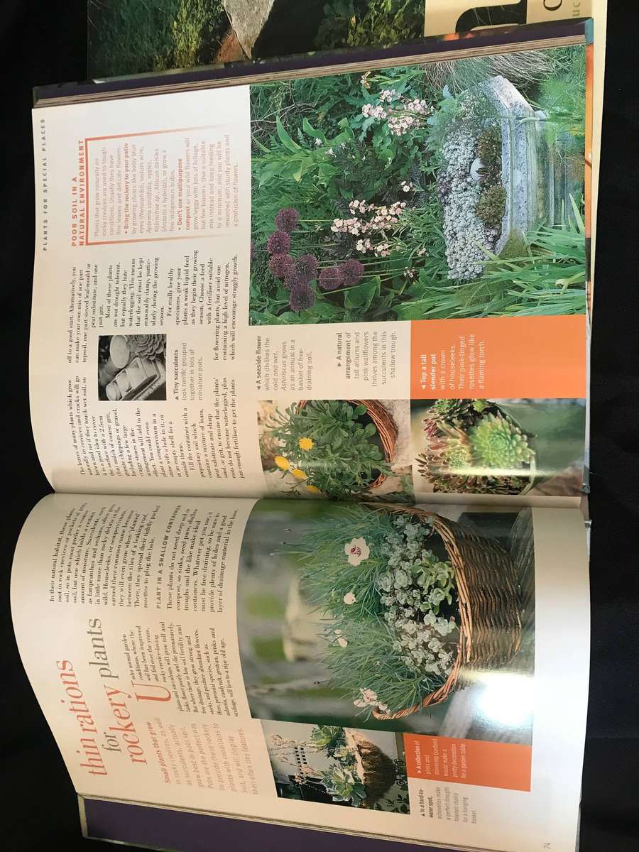 Gardening books Lot 2 books