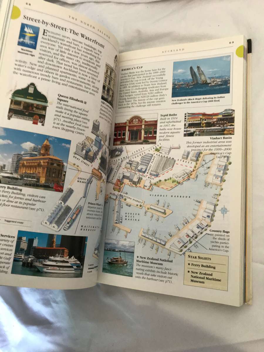 New Zealand Eye witness Travel guide