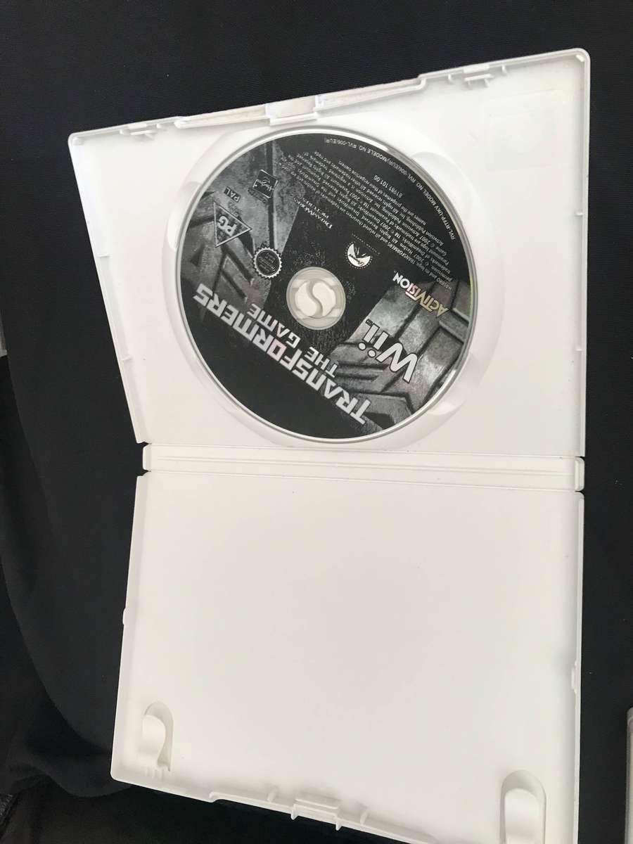 Nintendo Wii x 2 games