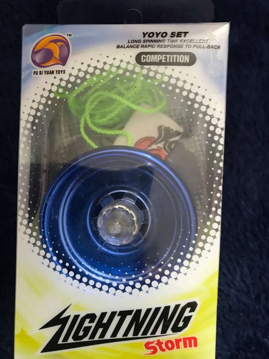 Yoyo  x 2 Red and Blue