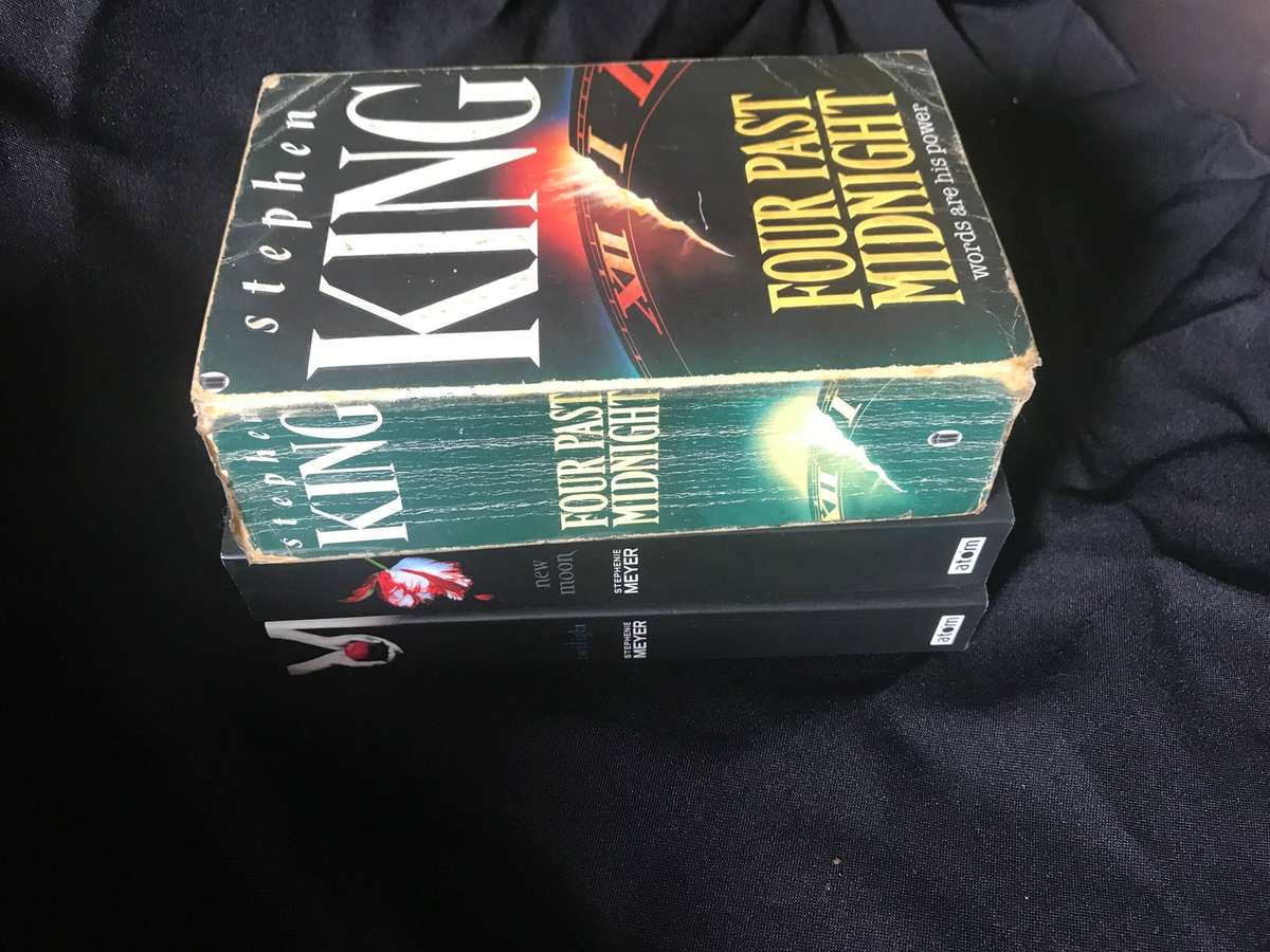 Stephenie Meyer Twilight and New Moon & Stephen King Four Past Midnight
