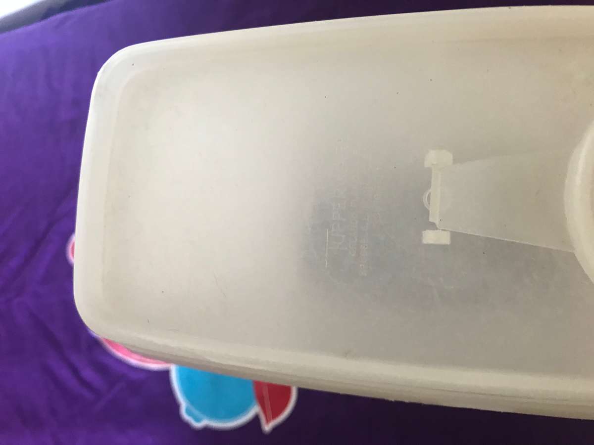 Tupperware lot 5