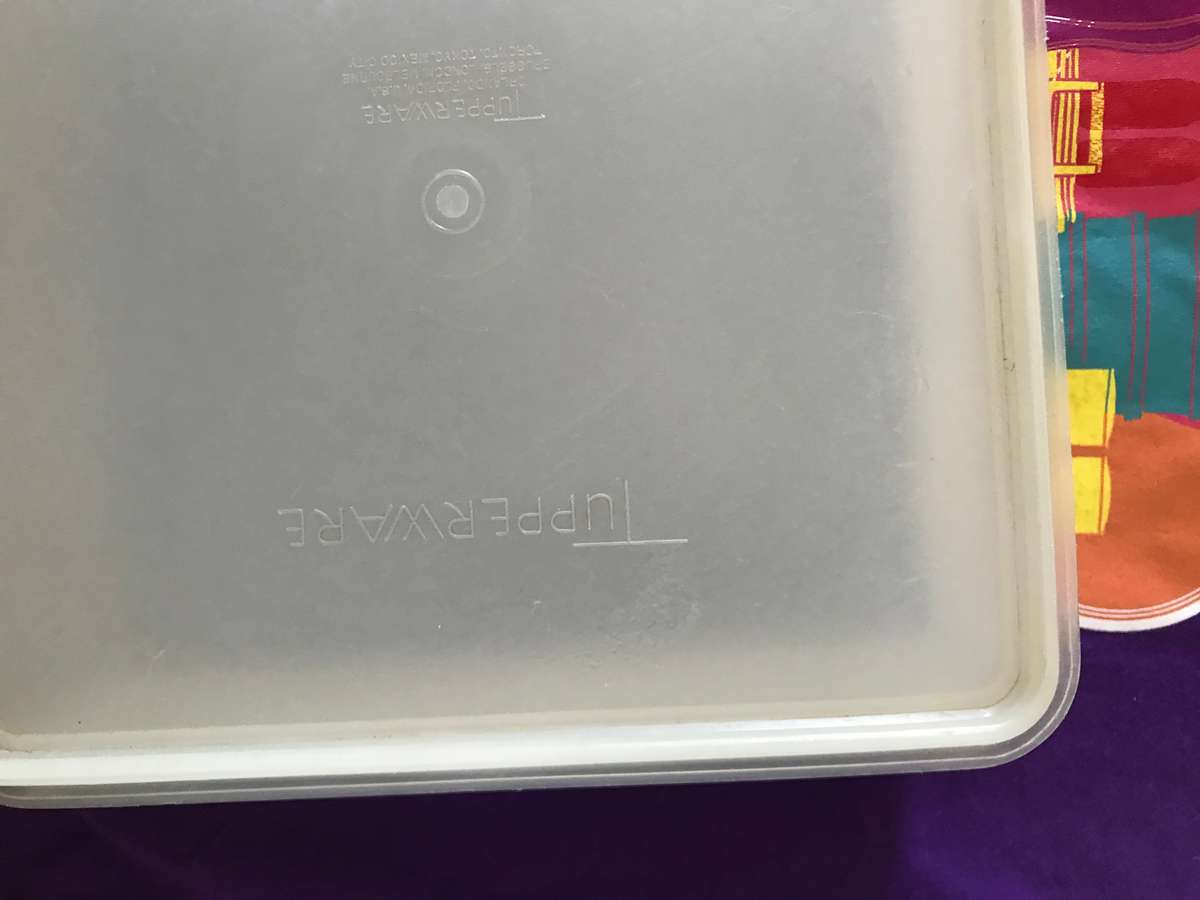 Tupperware lot 3