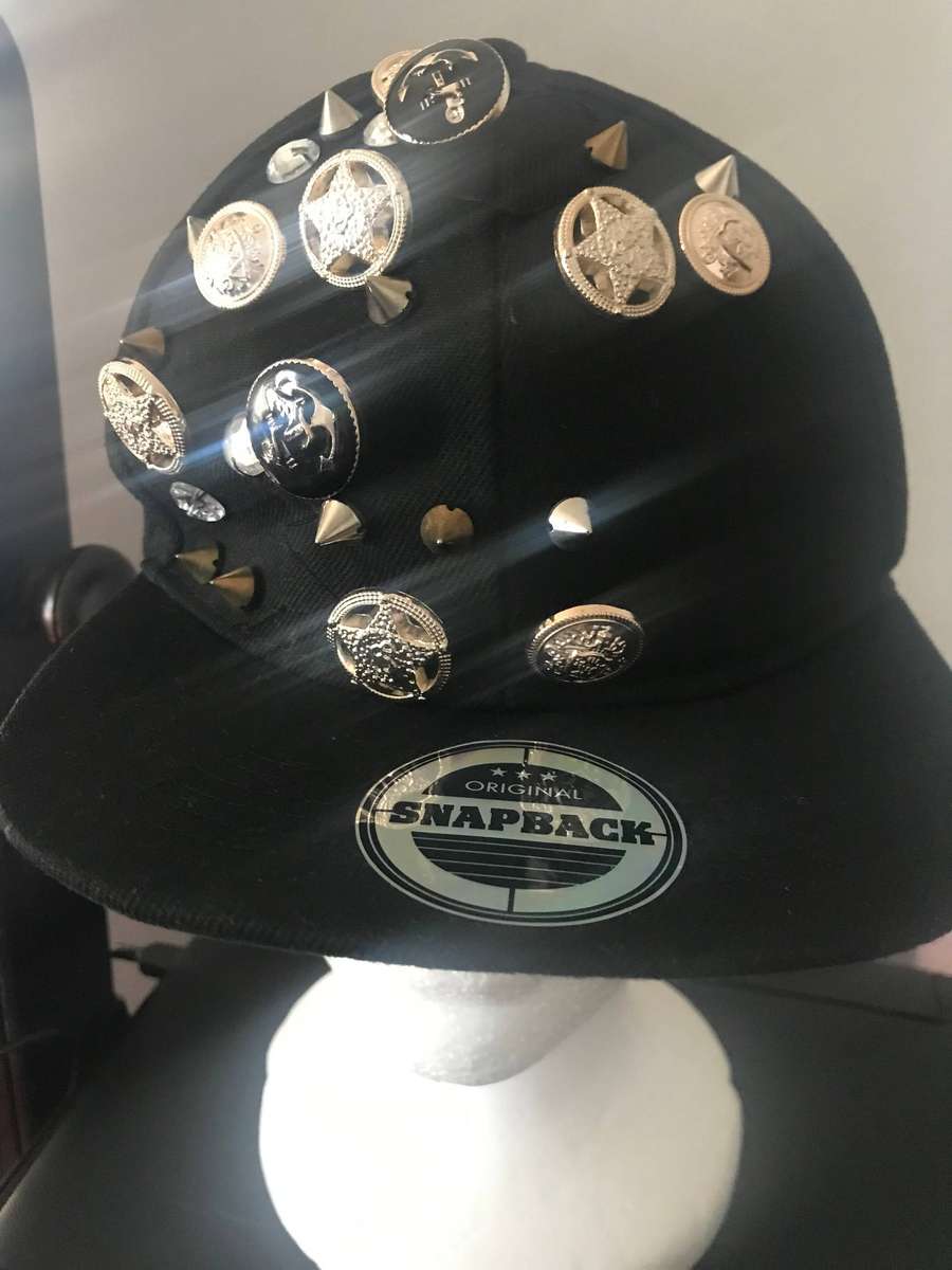 Streetwise hip-hop Cap