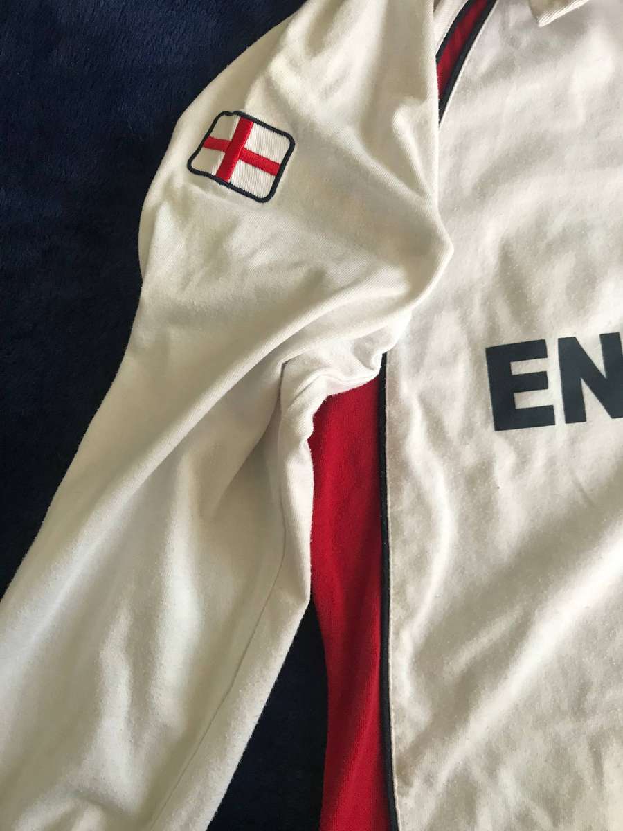 England  nr 10 Rugby shirt size 12 years old long sleeve