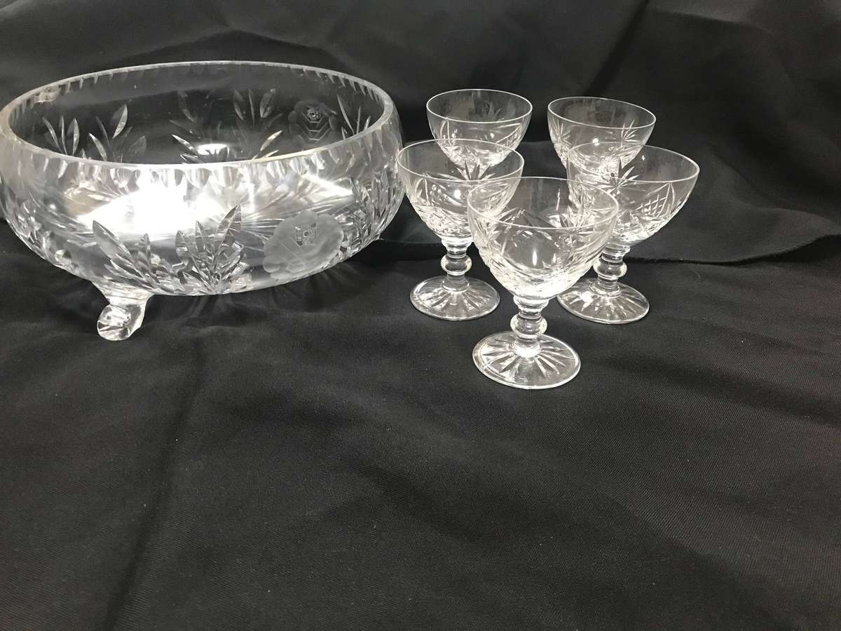 Vintage Cut Rose Cut Crystal 3 Footed Centerpiece Bowl with 5 glasses