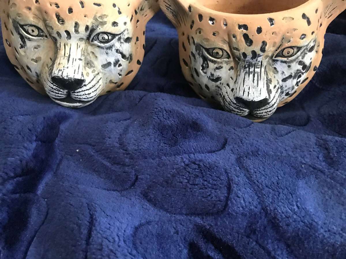 2 x LEONARD THE LEOPARD POT PLANTER 15.5X14.5X11CM
