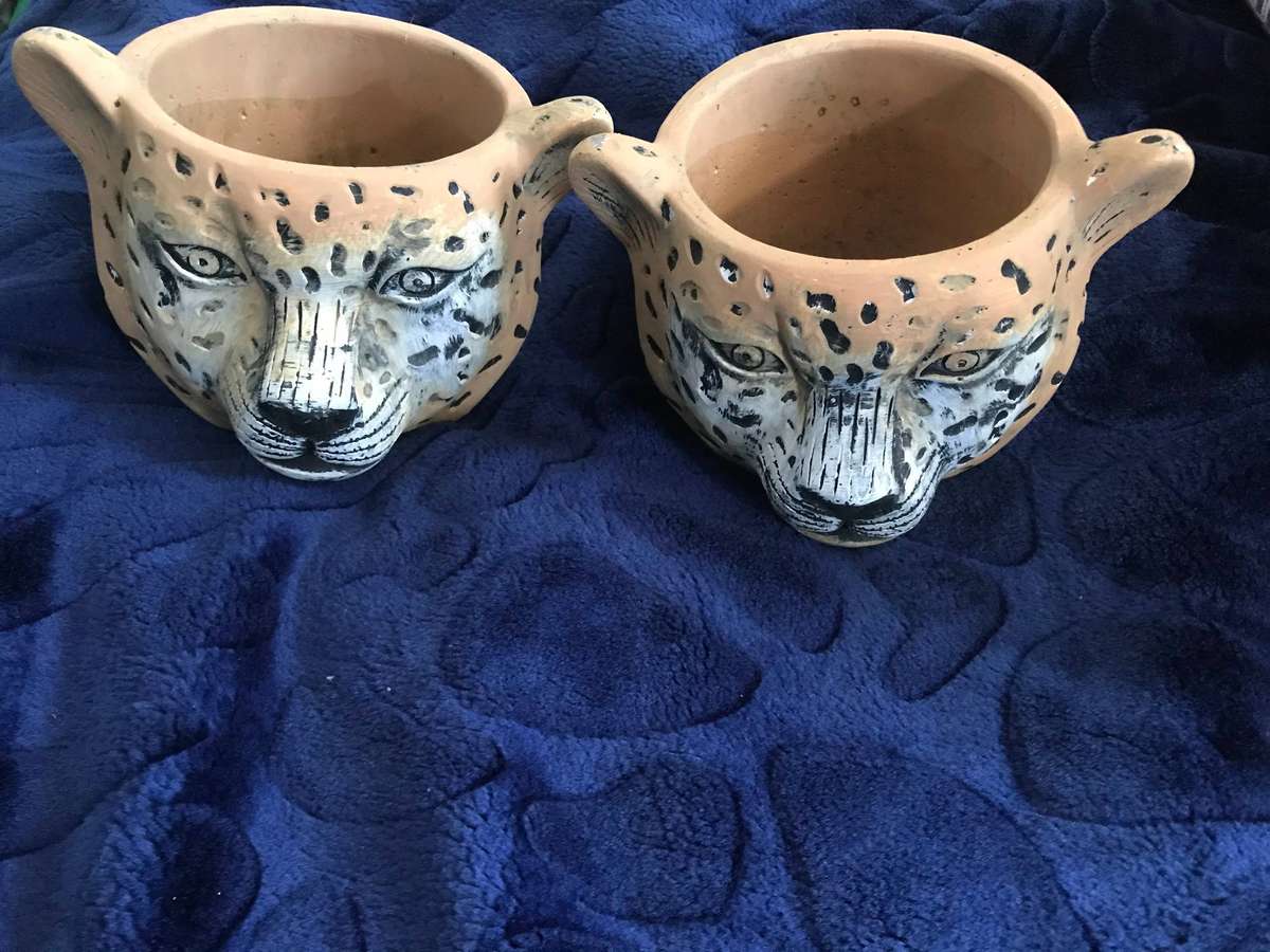 2 x LEONARD THE LEOPARD POT PLANTER 15.5X14.5X11CM