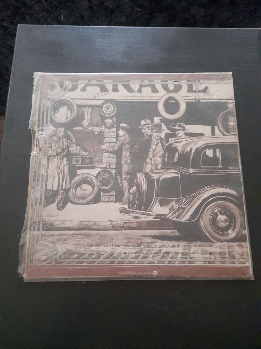 ALICE COOPERS GREATEST HITS. LP