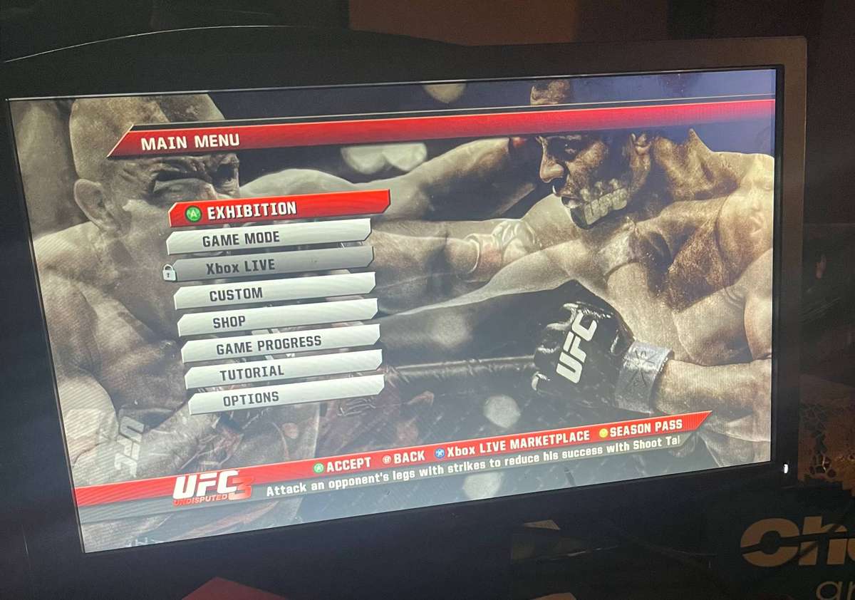 UFC Undisputed 3 in Good Condition - RARE (Xbox 360)