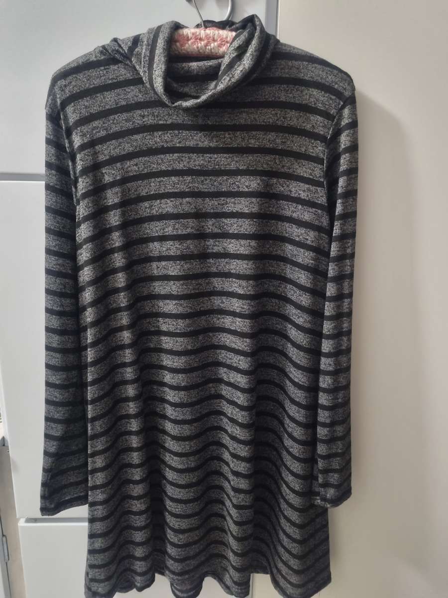 Ladies long sleeve Top/Dress