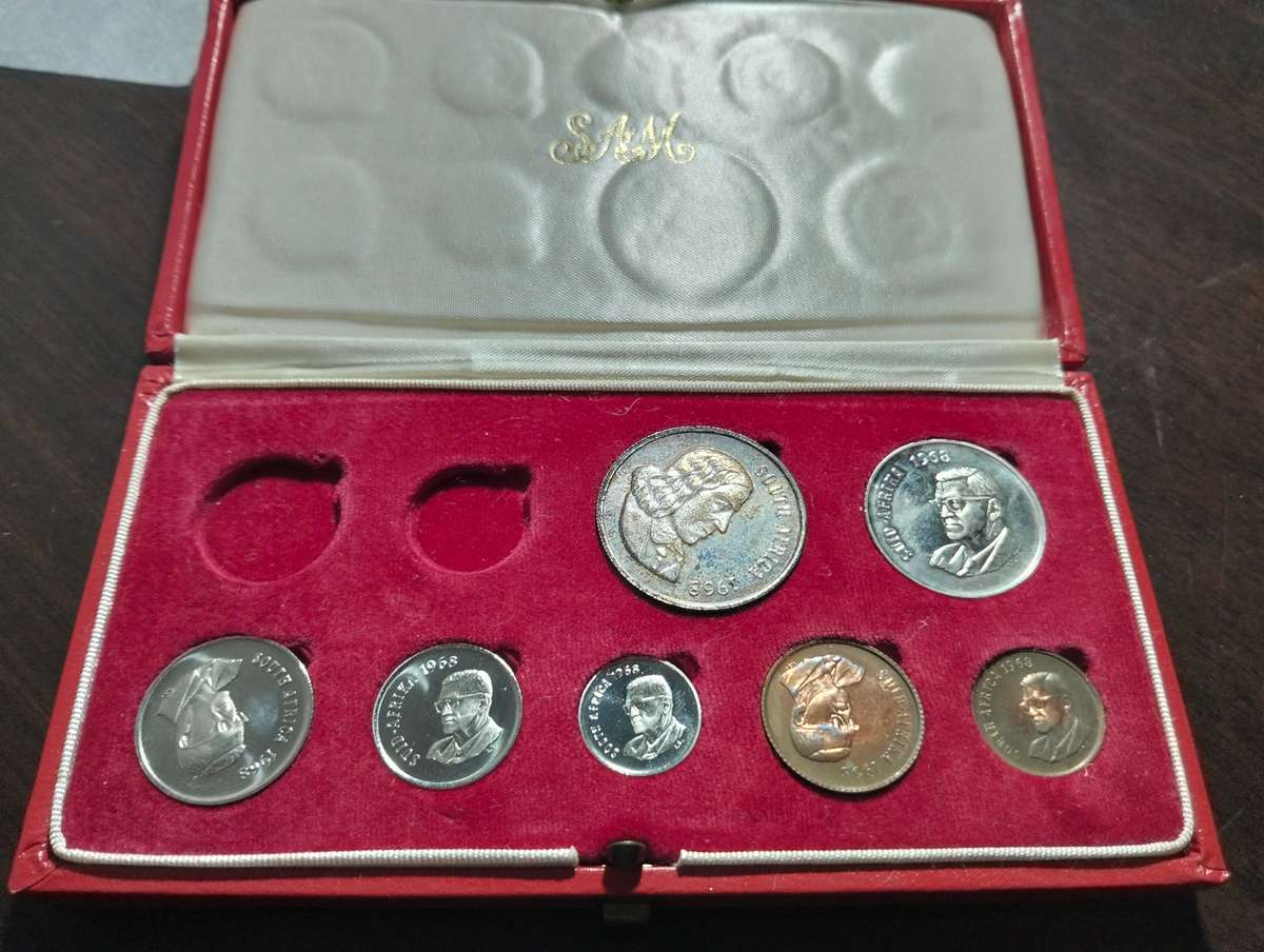 1968 RSA Proof Set in Original Red SA Mint Box No Gold