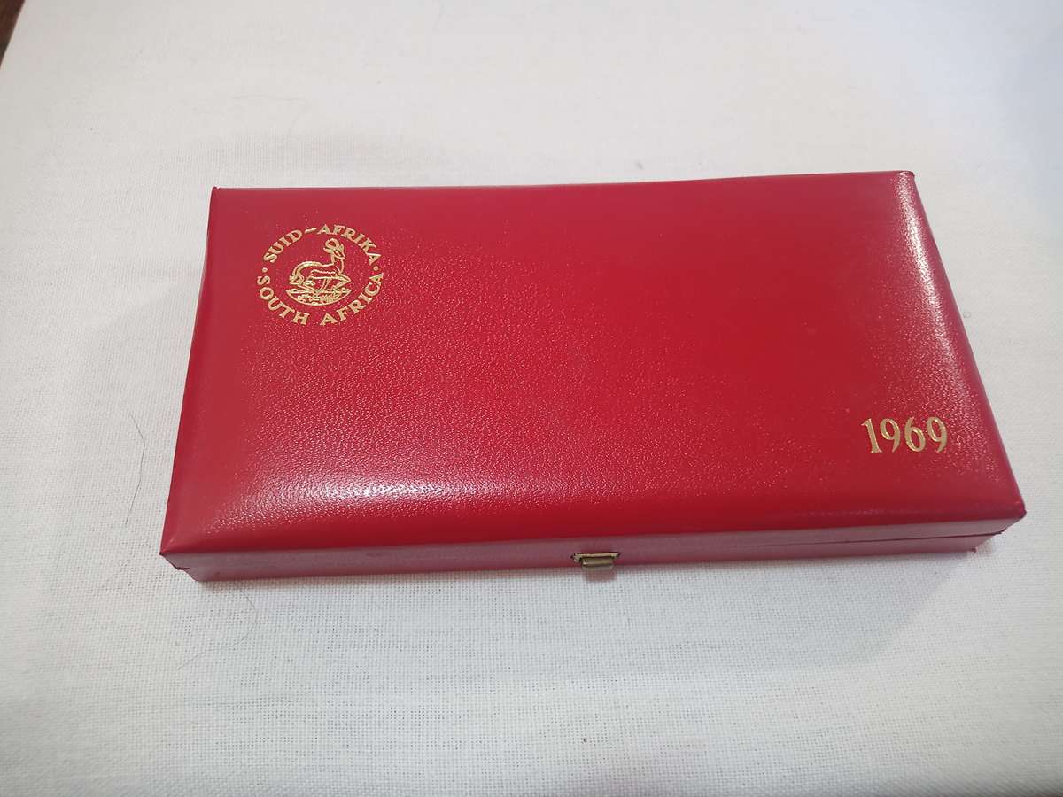 1969 RSA Proof Set in Original Red SA Mint Box No Gold