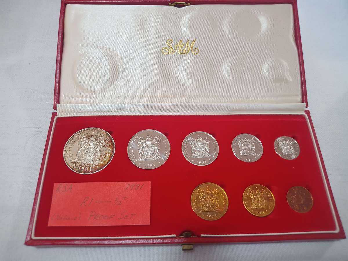 1981 RSA Proof Set in Original Red SA Mint Box No Gold