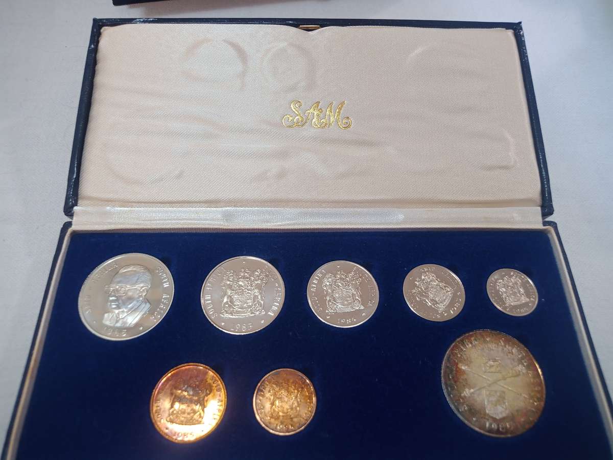 1985 RSA Proof Set in Original Blue SA Mint Box No Gold