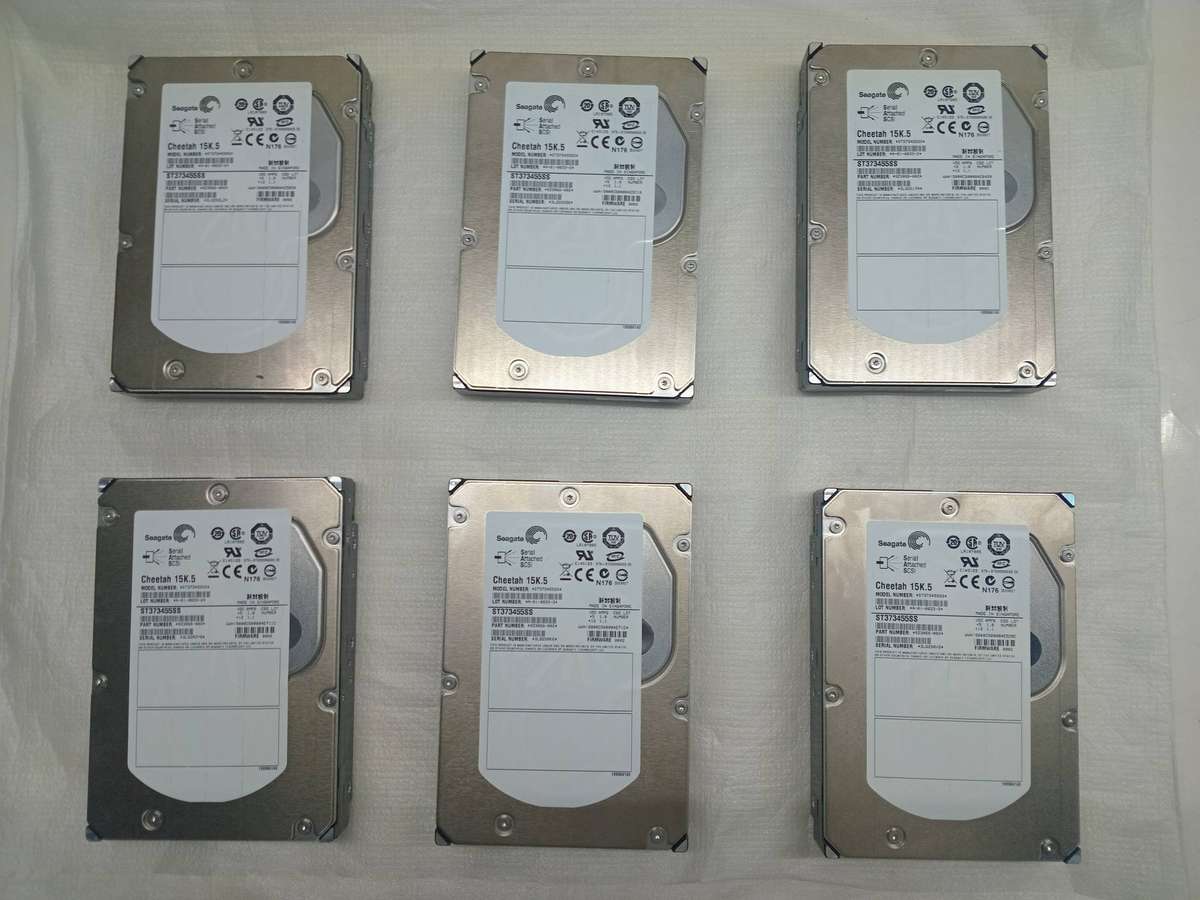 Seagate Cheetah 15K.5 - Hard drive - 73.4GB - internal - 3.5" - SAS - 15000 rpm - STX-ST-3300655SS