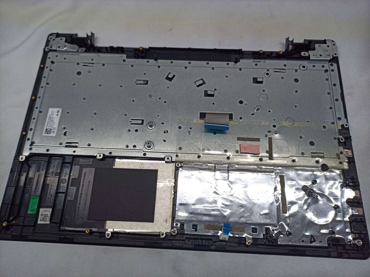 Lenovo Ideapad 110 Palmrest With Touchpad CG520