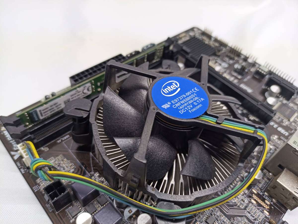 ASRock H81M-DGS Micro-ATX motherboard w/Pentium G3260 CPU & 4GB DDR3 Ram