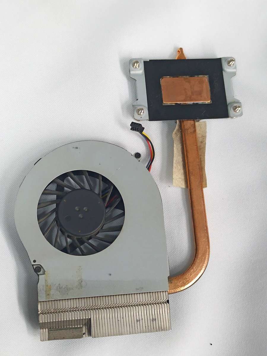 HP Pavillion G6-2000 CPU Cooling Fan (Metal Cover) 683193-001