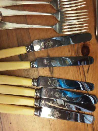 Vintage Sheffield England EPNS  Cutlery 37 piece Set with Caddie Box