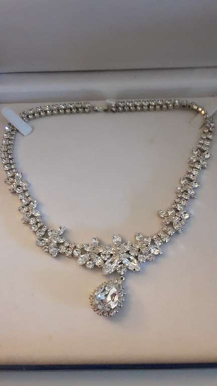 Jack Friedman Crystal Necklace excellent condition as new