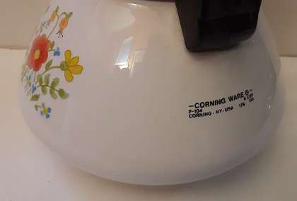 Corning Ware 6 Cup Teapot